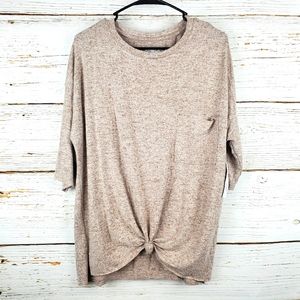 NWT Skylar & Jade Knotted Front Top